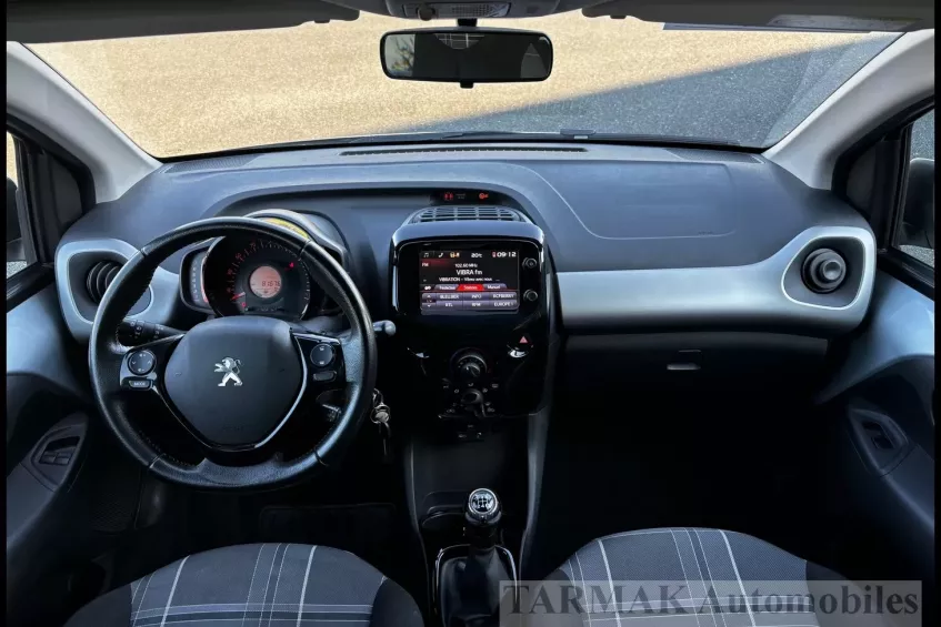 Peugeot 108 II 1.2 VTI 82 Allure 5 portes