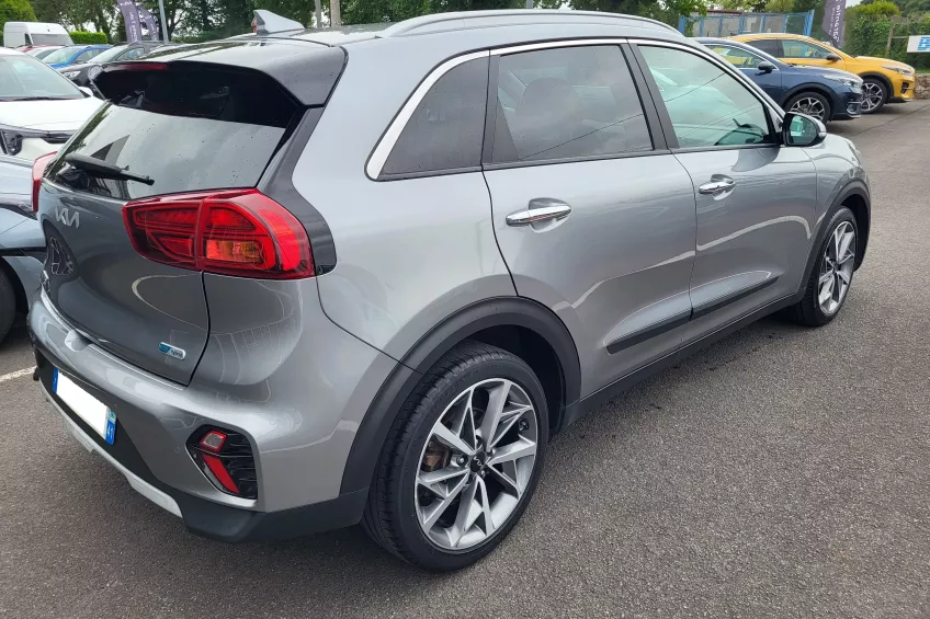 Kia Niro hybride LOUNGE 141CV DCT6