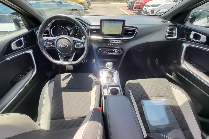 Kia Ceed 1.4 TGDI140cv DCT7 GTLINE + ATTEL. + PACK CONDUITE