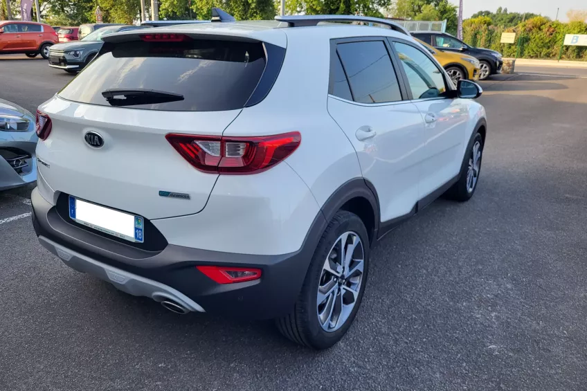 Kia STONIC 1.0 TGDI PREMIUM 120CV MHEV DCT7