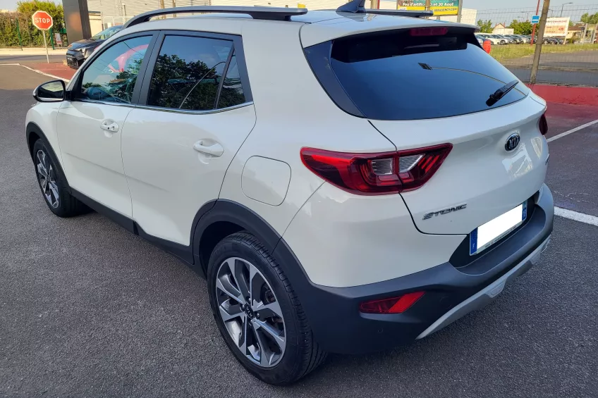 Kia STONIC 1.0 TGDI PREMIUM 120CV MHEV DCT7