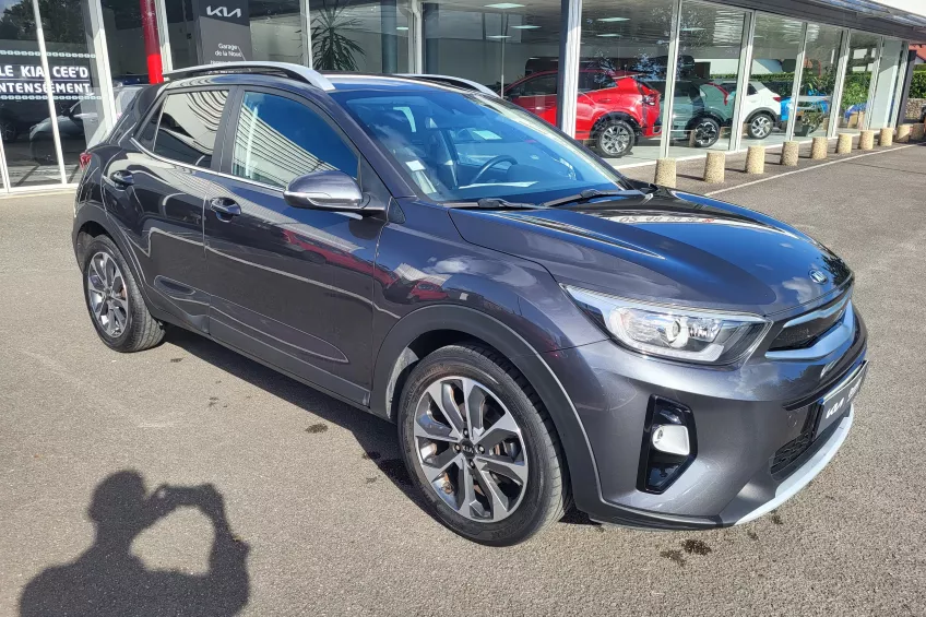 Kia STONIC 1.0 TGDI 120CV BV6 DESIGN + ATTELAGE