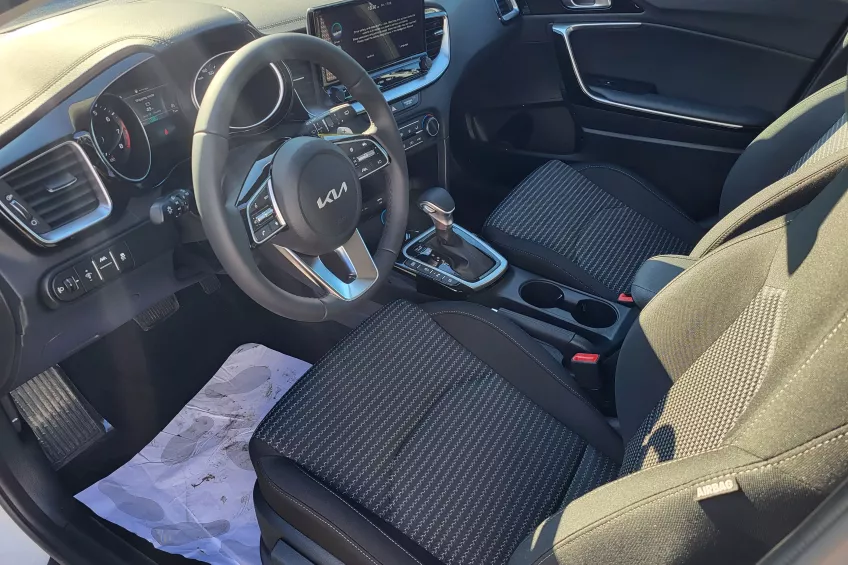 Kia Ceed 1.0 TGDI 100CV MHEV DCT7 2025C