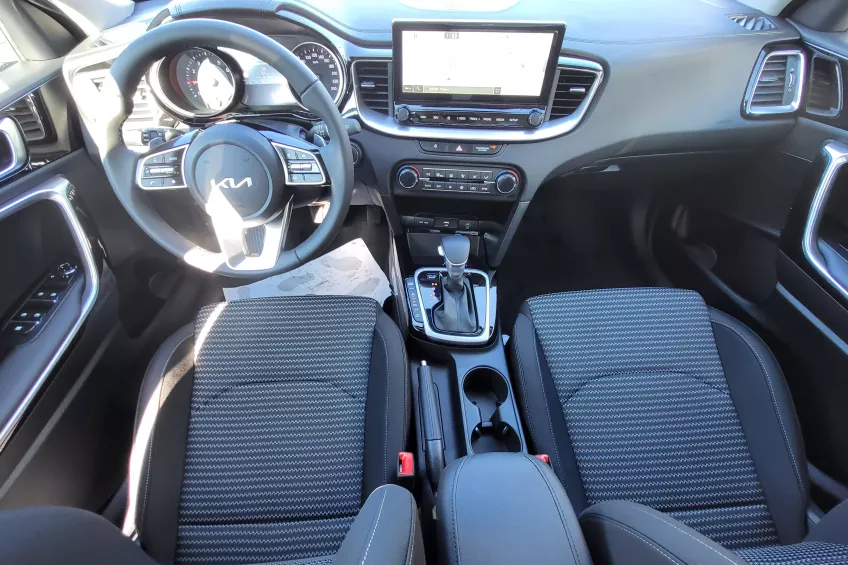 Kia Ceed 1.0 TGDI 100CV MHEV DCT7 2025C