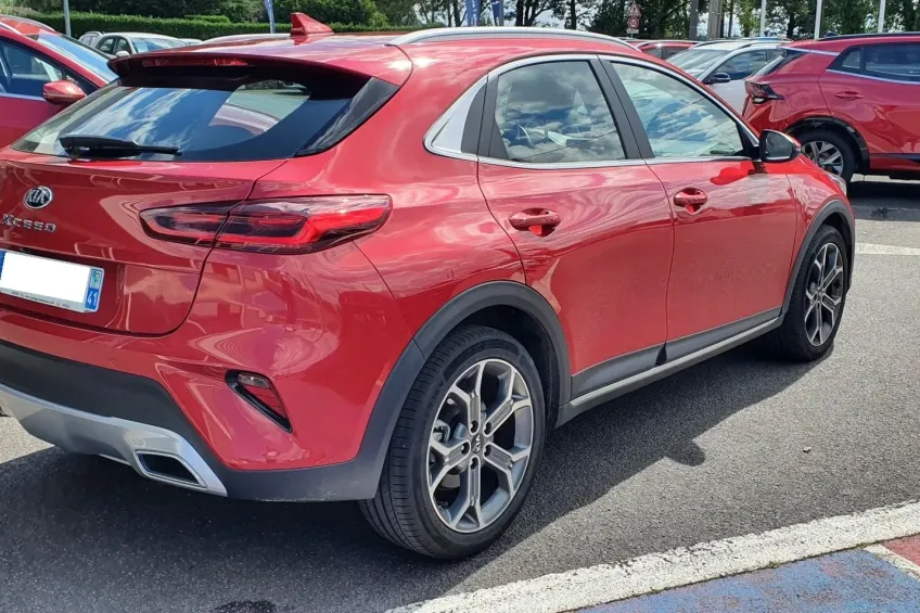 Kia XCEED 1.0 TGDI 120CV BV6 ACTIVE