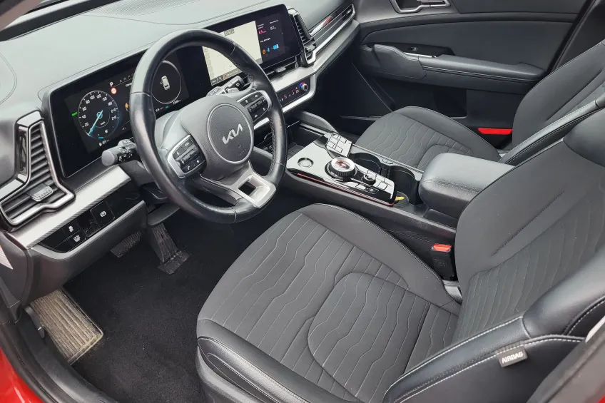 Kia Sportage 1.6 TGDI 230 cv DESIGN + ATT