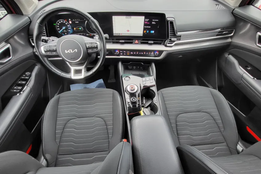 Kia Sportage 1.6 TGDI 230 cv DESIGN + ATT