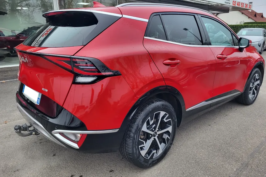 Kia Sportage 1.6 TGDI 230 cv DESIGN + ATT