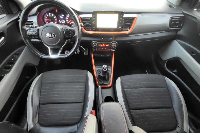 Kia STONIC 1.0 TGDI 100CV BV5 DESIGN + ATTELAGE