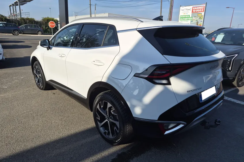 Kia Sportage 1.6 TGDI 16S 230CV DESIGN + ATTELAGE