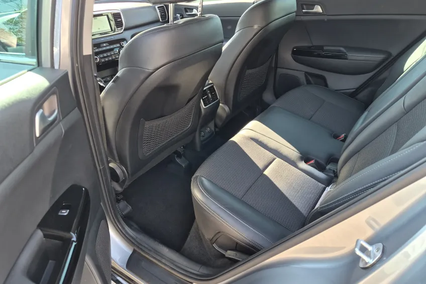 Kia Sportage 1.6 SPORTAGE DESIGN CRDI 115 CV 