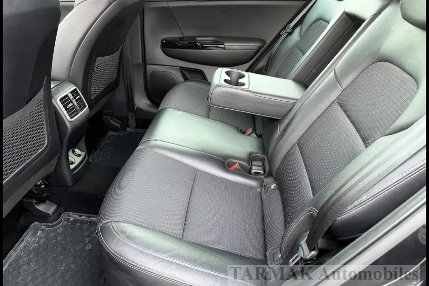 Kia Sportage IV 1.6 CRDI 115 Design Bv6