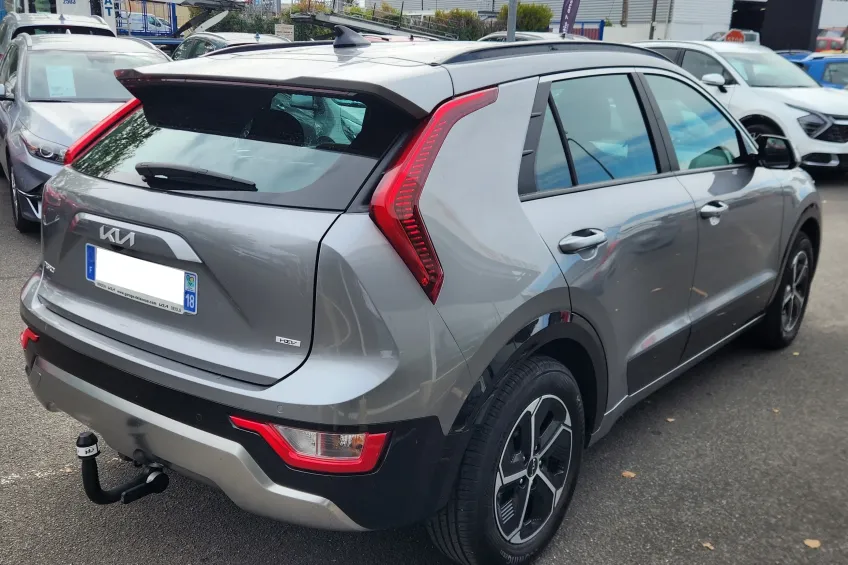 Kia Niro hybride 1.6 GDI 129 CV DCT6 ACTIVE + PACK CONFORT + ATELAGE