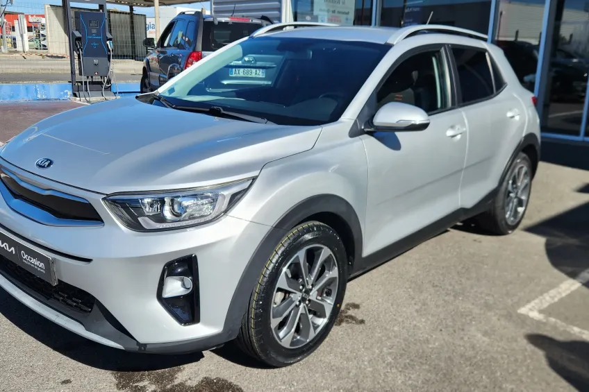 Kia STONIC 1.4 16S 100CV LAUNCH EDITION BV6